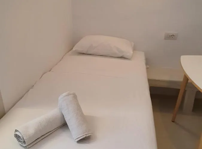 Апартаменты Nefeli Traditional Cave Мессария