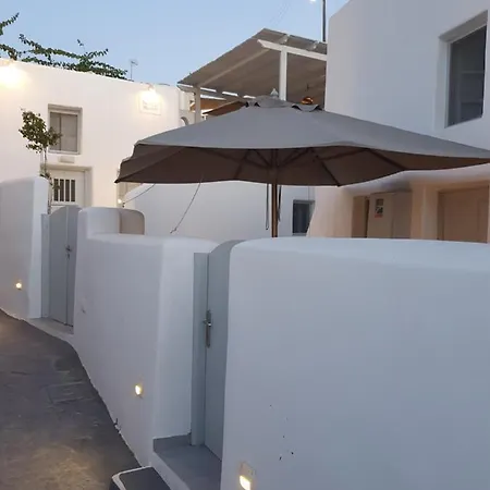 Nefeli Traditional Cave * Mesariá