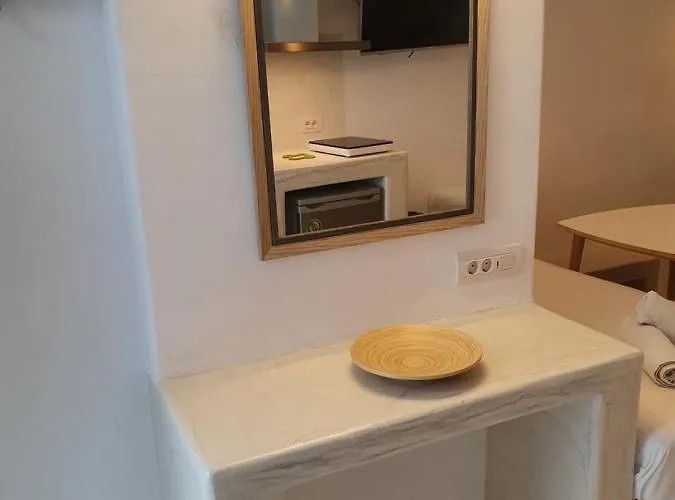 Nefeli Traditional Cave Mesariá