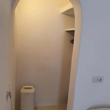 Nefeli Traditional Cave *