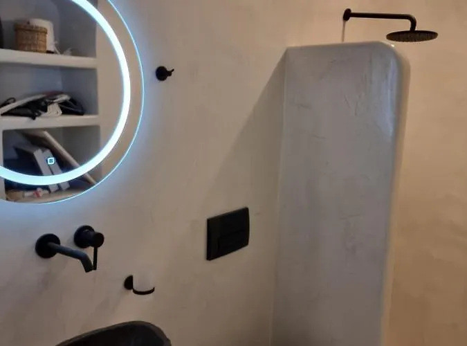 Nefeli Traditional Cave *