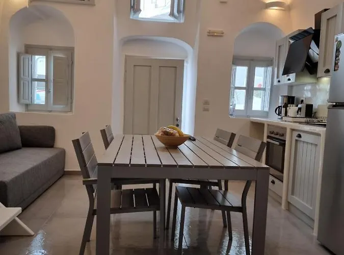 Nefeli Traditional Cave