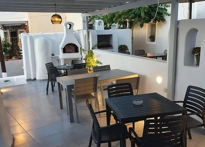 Nefeli Traditional Cave ميساريا