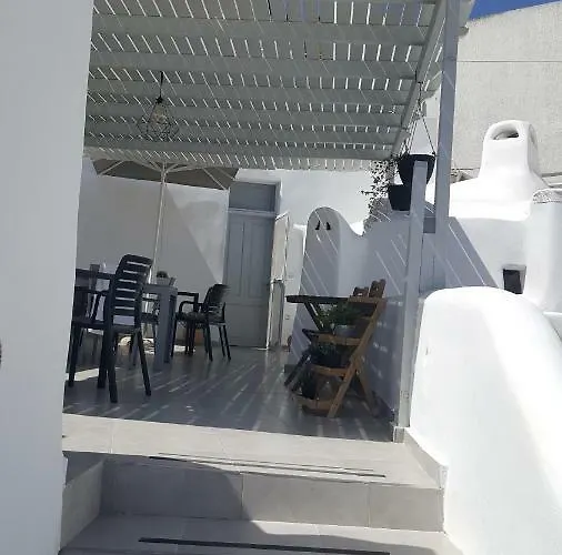 Nefeli Traditional Cave ميساريا